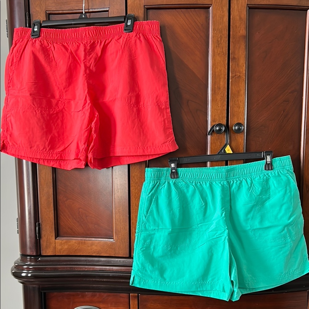 Women’s Columbia Sandy River shorts size Large